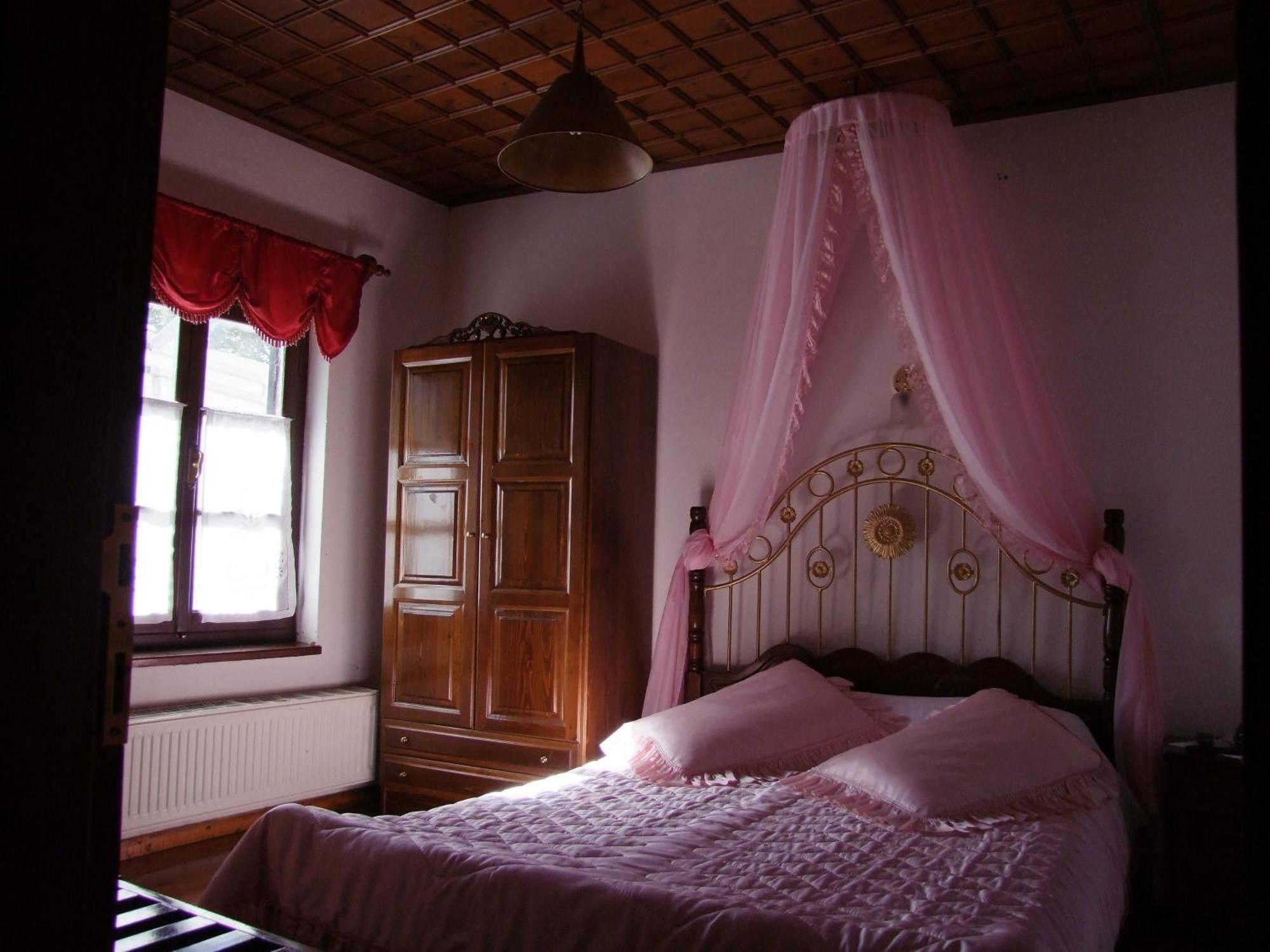 Отель Mansion Theodora Макринитса Экстерьер фото